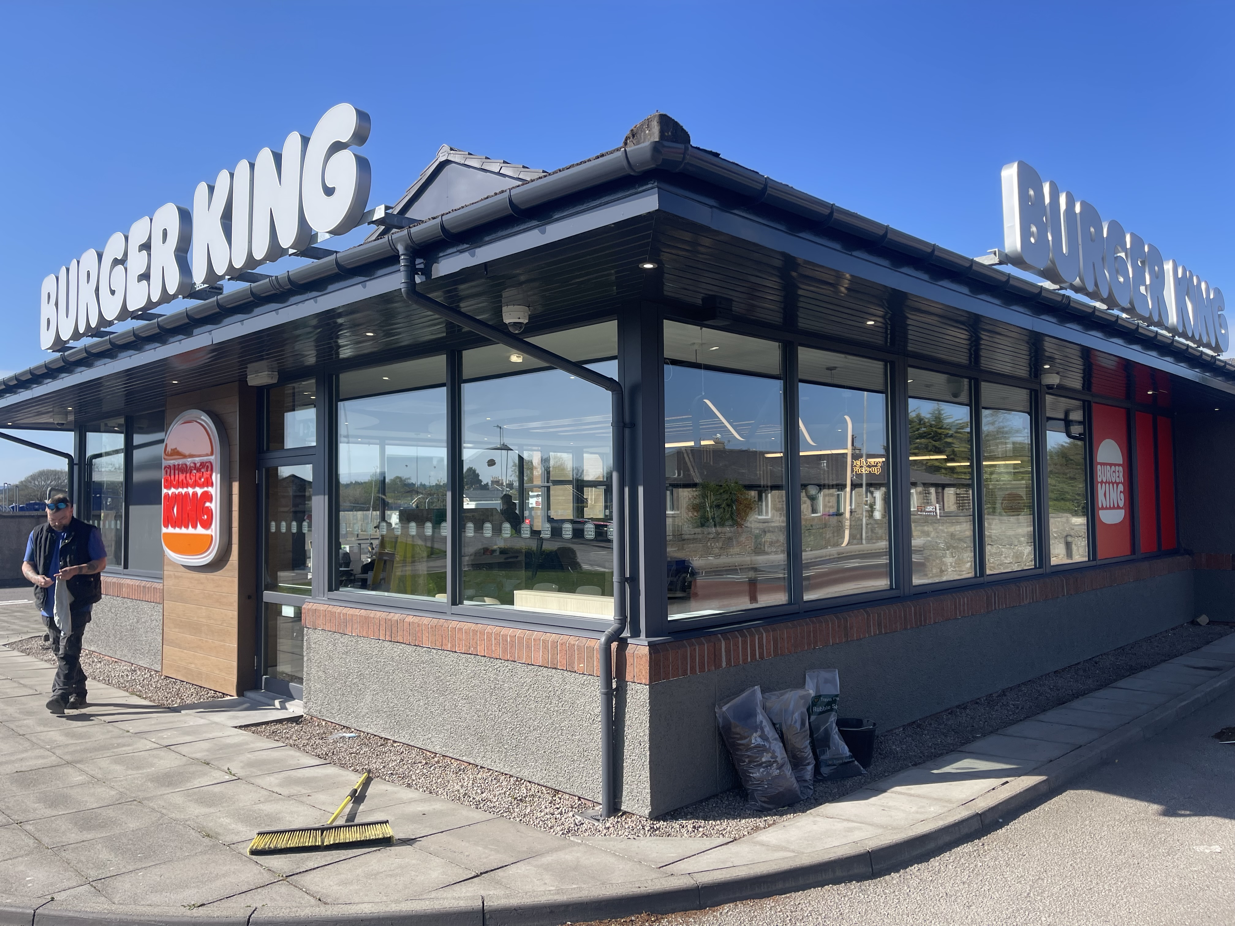 Window cleaning service in Elgin - professional commercial work